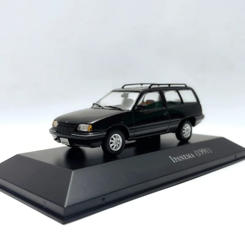 

IXO Diecast 1:43 Scale Ipanema 1991 Alloy Simulation Car Model Collection Decoration Boy Holiday Gift Toy Static Display
