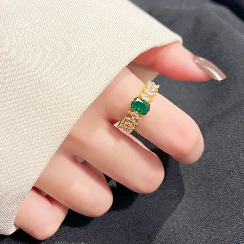 Retro Style Fashionable Green Zircon Open Ring For Women's High-end Exquisite Niche Design, Simple and Trendy Accessories