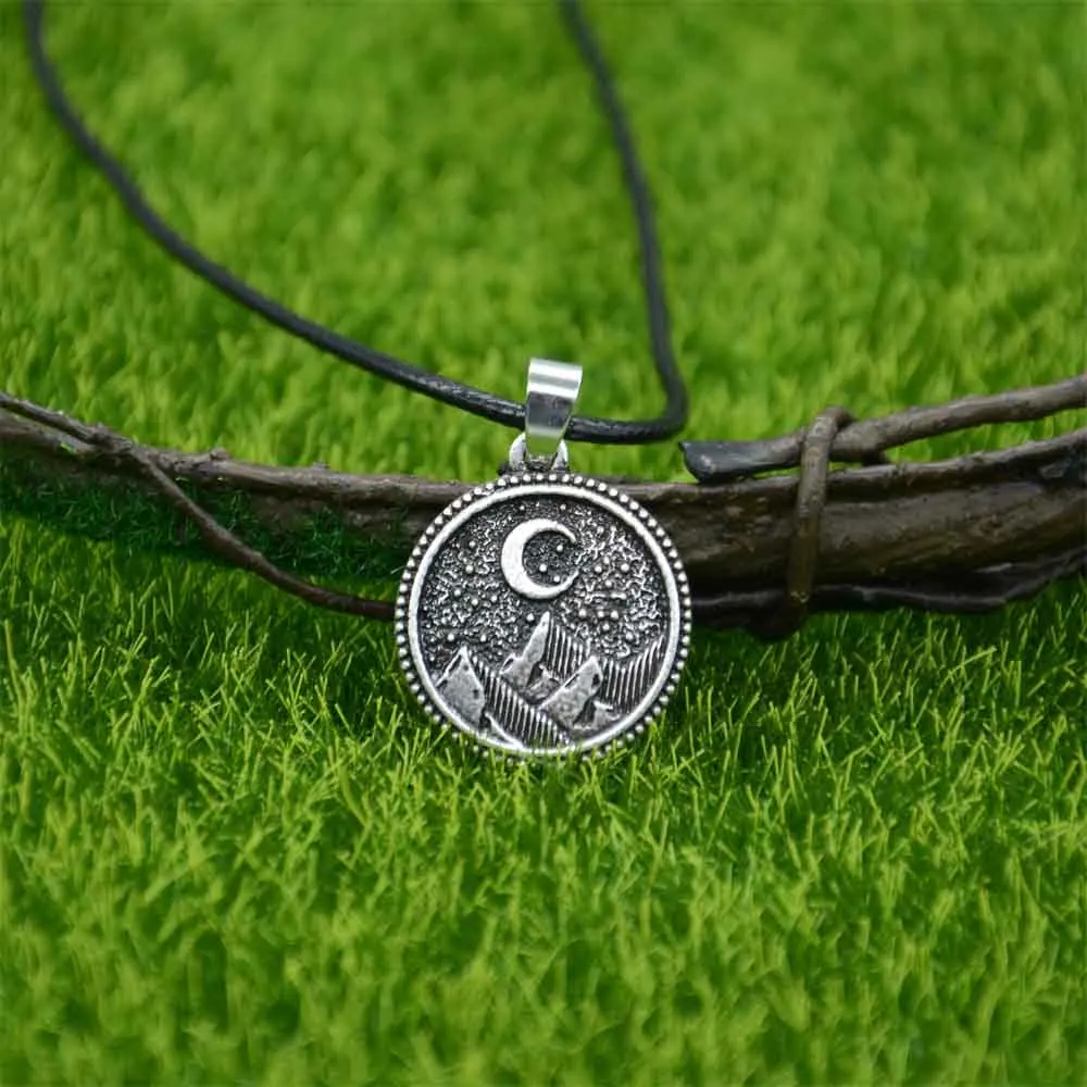 New Arrival Moon Star Camping Jewelry Adventurer Badge Mountains Landscapes Pendants Necklaces For Women Christmas Gifts 2022