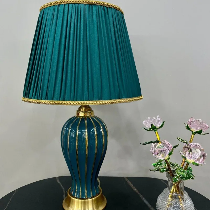 

American Chinese light luxury Nordic modern simple ceramic table lamp sofa side light luxury hotel villa bedroom bedside lamp