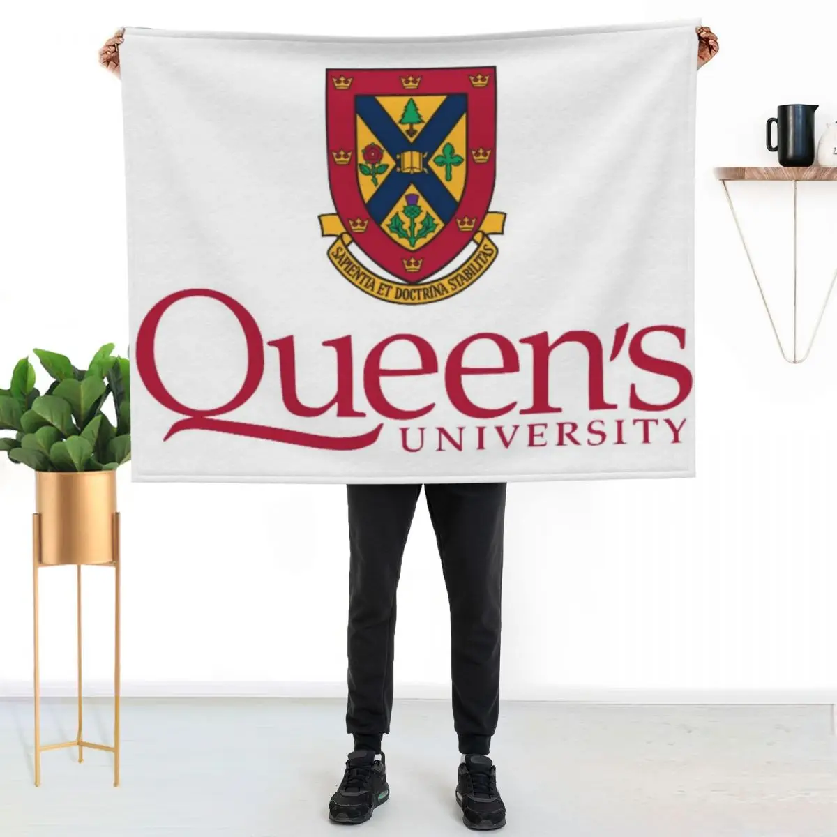 Queen's University Throw Blanket Luxury Brand for babies Blankets Sofas Of Decoration Soft Big For Sofa Thin Luxury St Blankets
