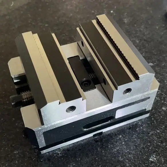 Precision CNC Self-centering Vise L26/8-55L Four-axis Five-axis Concentric Fixture EDM Copper Male Electrode Mechanical Parts