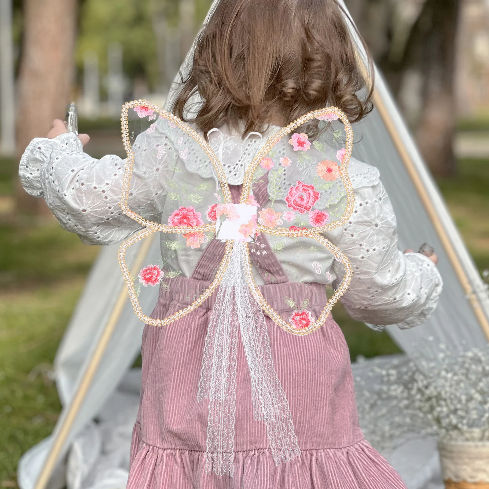 

Lace Butterfly Wings Props White Costume Accessories for Girls Women Party Cosplay Stage Performance Dress Up Plastic Cloth