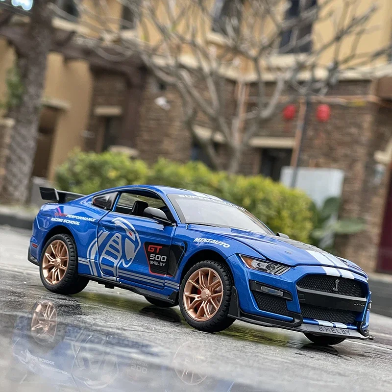 

1/32 Ford Mustang Shelby GT500 Alloy Sports Car Model Diecast Metal Car Model Simulation Sound and Light Collection Toy Gift