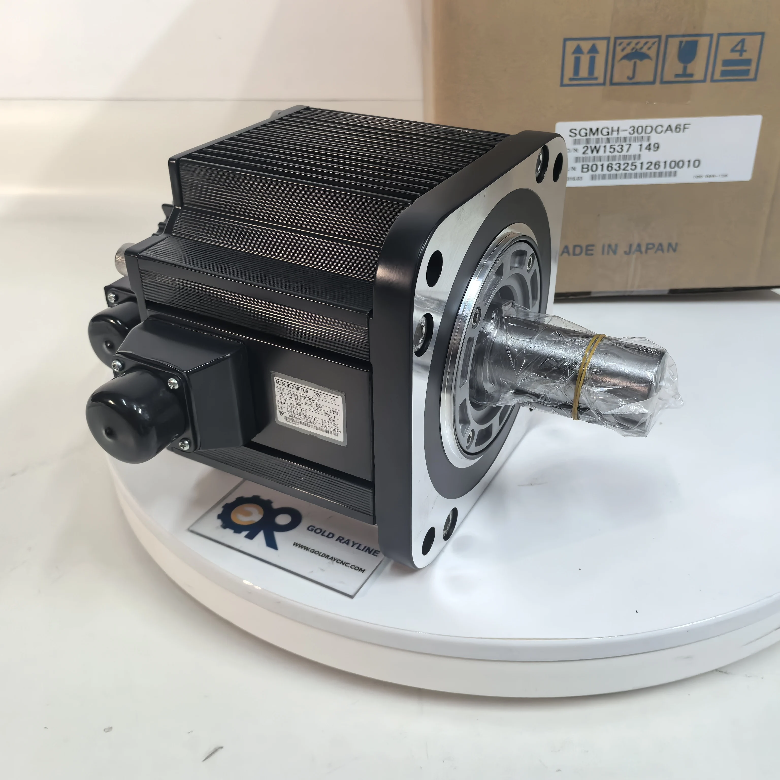 New In Box SGMGH-30DCA6F Yaskawa Servo Motor 1 Year Warranty
