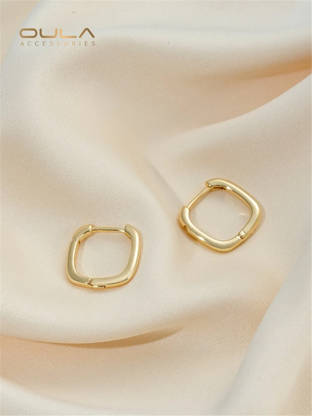 14K Gold Package Europe and The United States Cold Wind Square Ear Buckle Fashion Plain Hoop Earrings Small Simple Jewelry