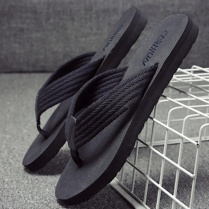

Men's Summer Flipflops Non-slip Outdoor Wear New Trend Person Comfortable Slip-On Shoes Spring Autumn Season TPU Material