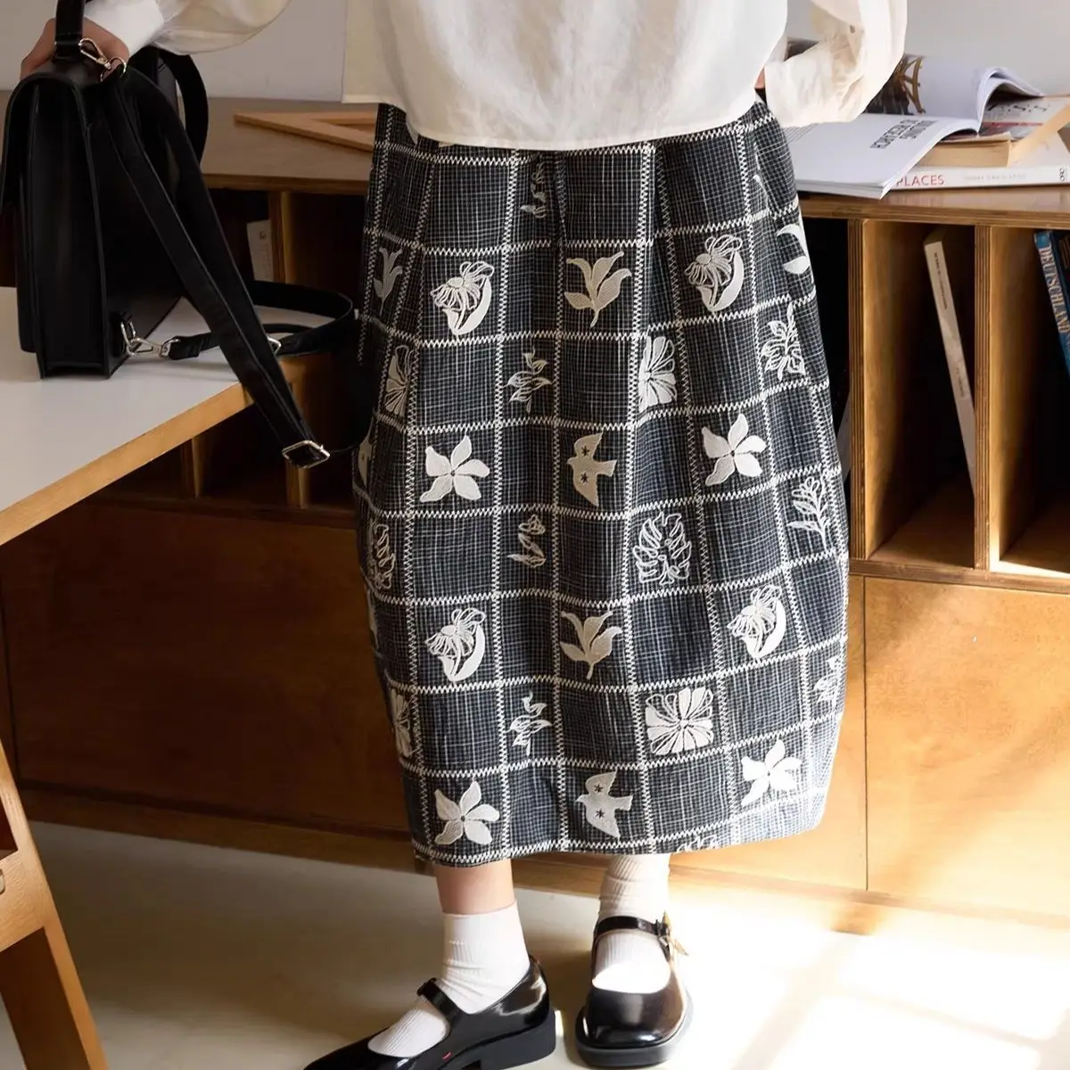 Design sense printing Japanese retro literary bud skirt balloon long skirt 2026 early spring  vintage Slight Strech