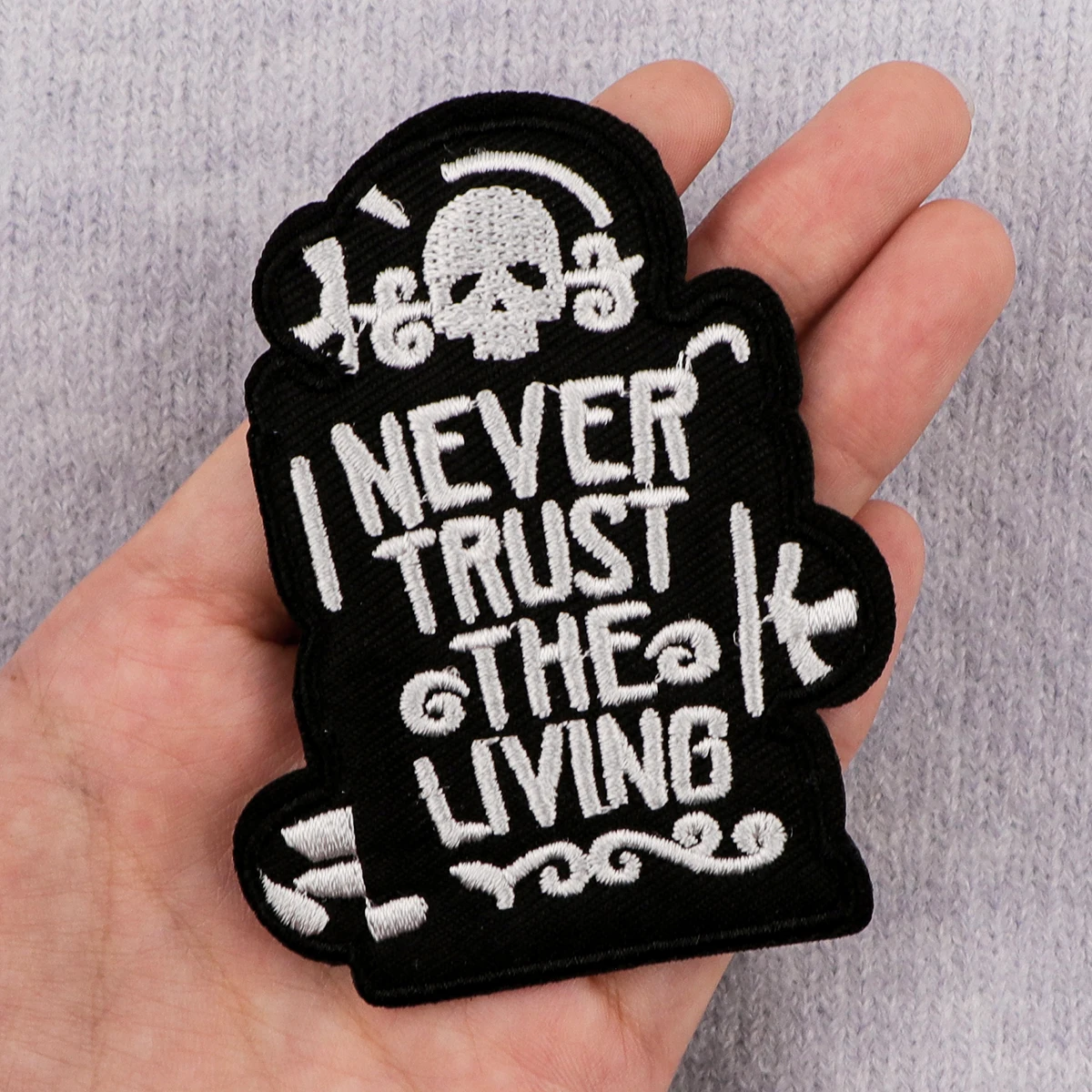 Schatzkiste, Skelett-Zitate, b – Embroidery Quote Bewertung und Preis