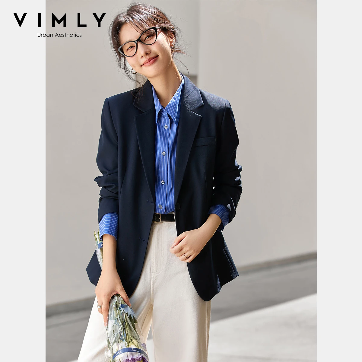 เสื้อแจ็คเก็ตสีน้ำเงินกรมท่าสำหรับผู้หญิง VIMLY รุ่นฤดูใบไม้ร่วง 2025 ทรงโอเวอร์ไซส์ ดีไซน์หรูหรา เหมาะสำหรับใส่ทำงาน แจ็คเก็ตทรงเบลเซอร์แบบมีรอยตัด รุ่นใหม่ล่าสุด A2360