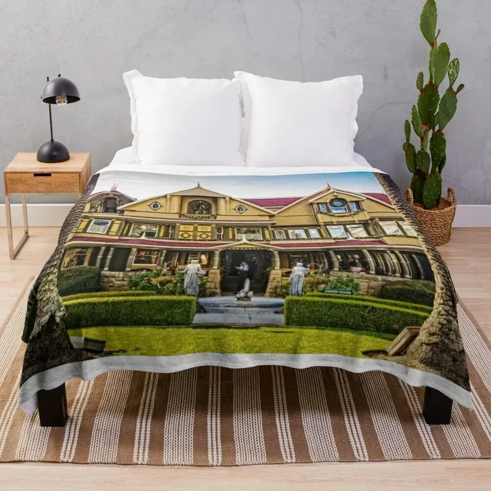

Winchester Mystery House Throw Blanket Portable Lightweight Blanket for Travel Camping