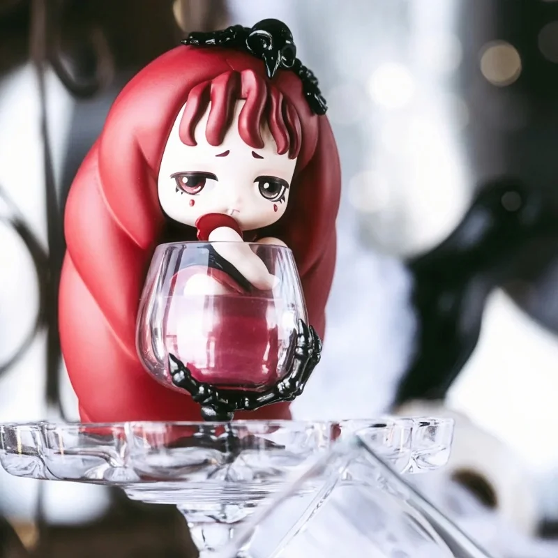 حقيقي 52 لعب ليليث القرن ماري صندوق أعمى لطيف الشكل تحصيل لعبة صندوق غامض سطح المكتب الديكور القوطية نمط هدية