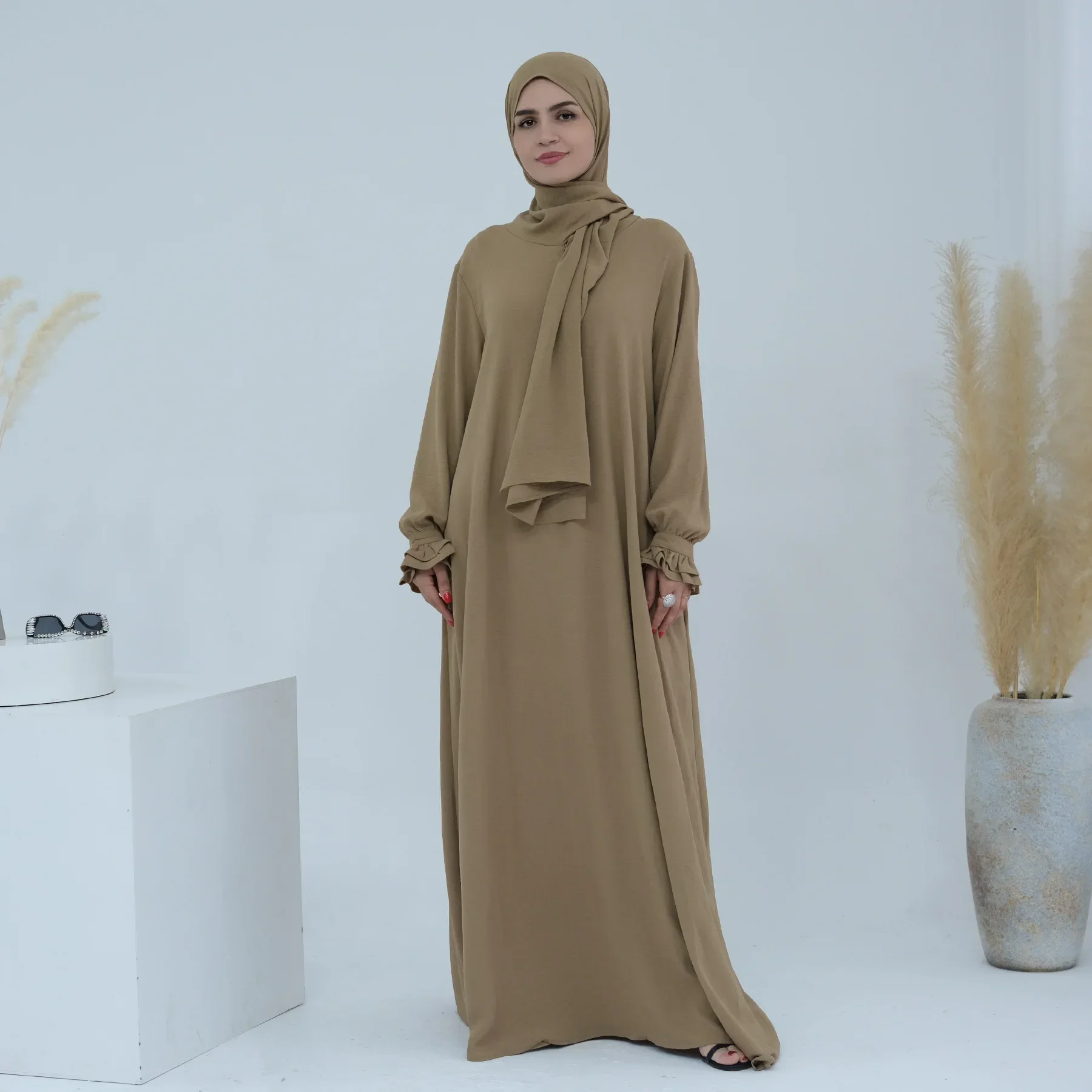 Ramadan-Abaya mit Kapuze und integriertem Hijab-Schal, einteiliges Jilbab-Kleid, muslimische Frauen, Gebet, islamische Kleidung, Dubai-Kaftan-Robe