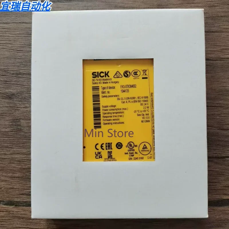 

New original SICK FX3-XTIO84002 safety relay 1044125 spot