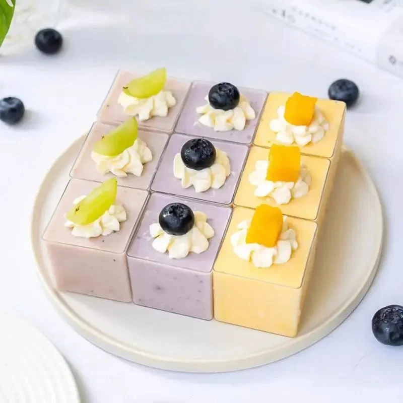 10/20 قطعة أكواب الحلوى المربعة كوب بلاستك لحفل زفاف عيد ميلاد موس الحلويات الحلويات حفلة الآيس كريم المقبلات