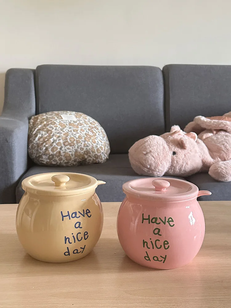 

Large Capaci Cerc Seasoning Bottle with Lid Kitchen Oil Jar Bear Winnie Refrigerator Friendly Storage Container