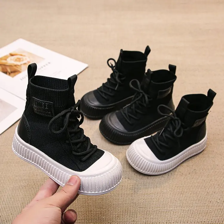 

2025 Autumn New Fashion Trend Soft Sole Children's Shoes Anti Slip Socks Boots Boys' Girls' Mid Length Boots Casual Sport Shoes