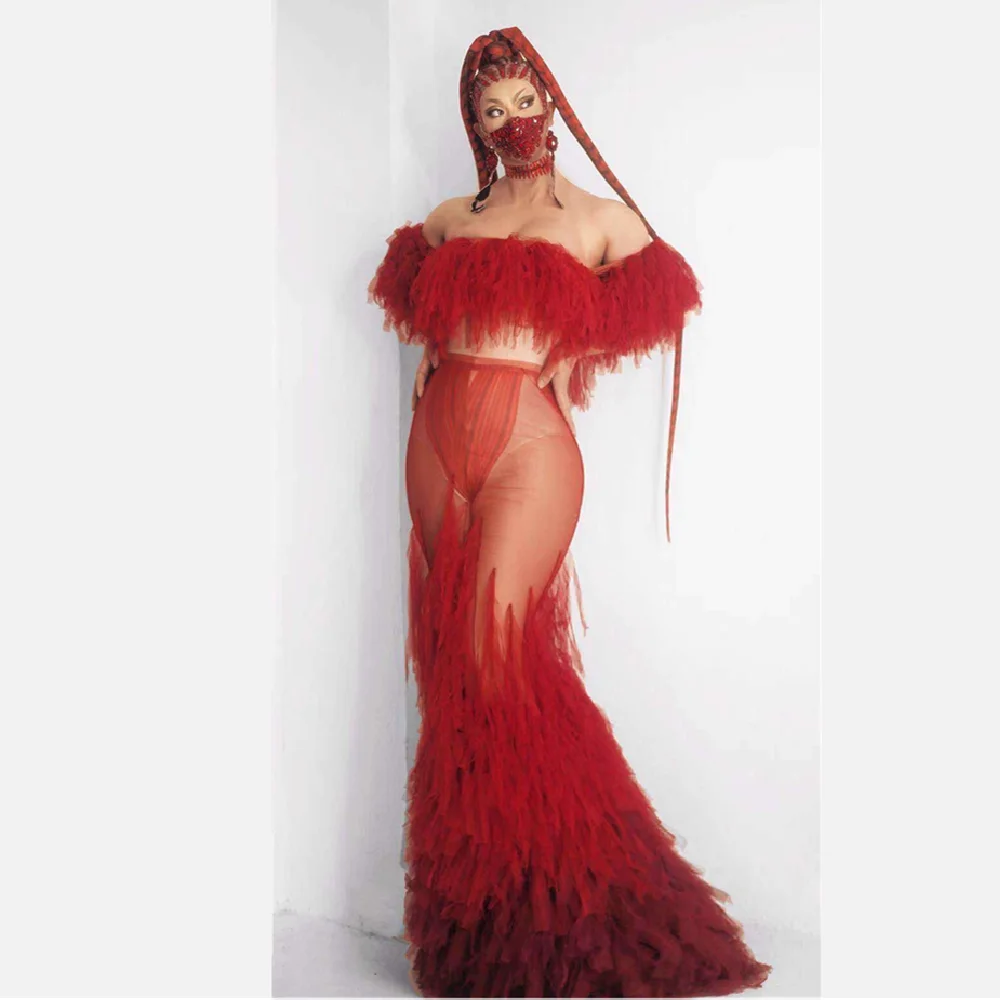 Vestido largo de sirena transparente con plumas rojas para mujer, traje Sexy elástico de malla para fiesta de cumpleaños, disfraz de cantante para actuaciones