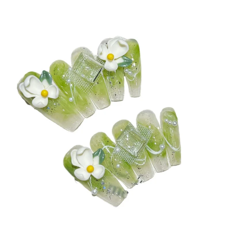 

[Green Elf] Hand-painted three-dimensional butterfly flower sea, smudging nail art,light luxury spring atmosphere,white nail art