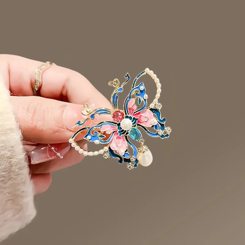 1Pc Enamel Colored Butterfly Brooch for Men Women Fashion Butterfly Insect Brooches Pins Jewelry Accessories Party Gifts 2024