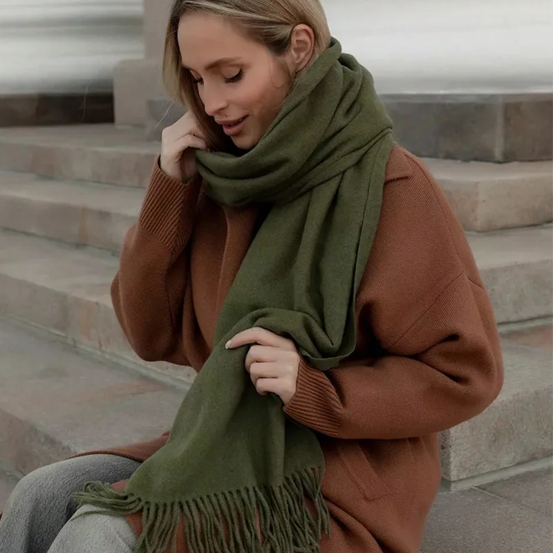 

Luxury Solid Cashmere Scarf Women Autumn Tassel Shawl Pashmina Handkerchief Lady Pareo Soft Outdoor Unisex Windproof Bufanda