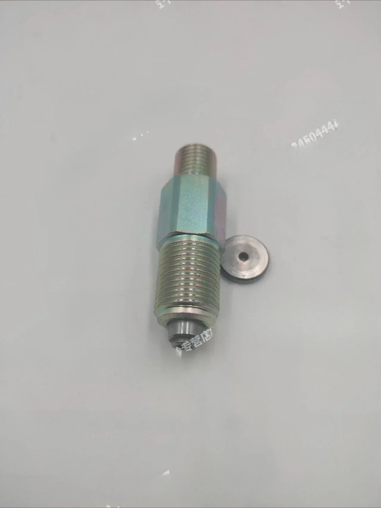 

Engine common rail inlet and outlet valve screw S2274-01110 6WG1 4HK1 J05E