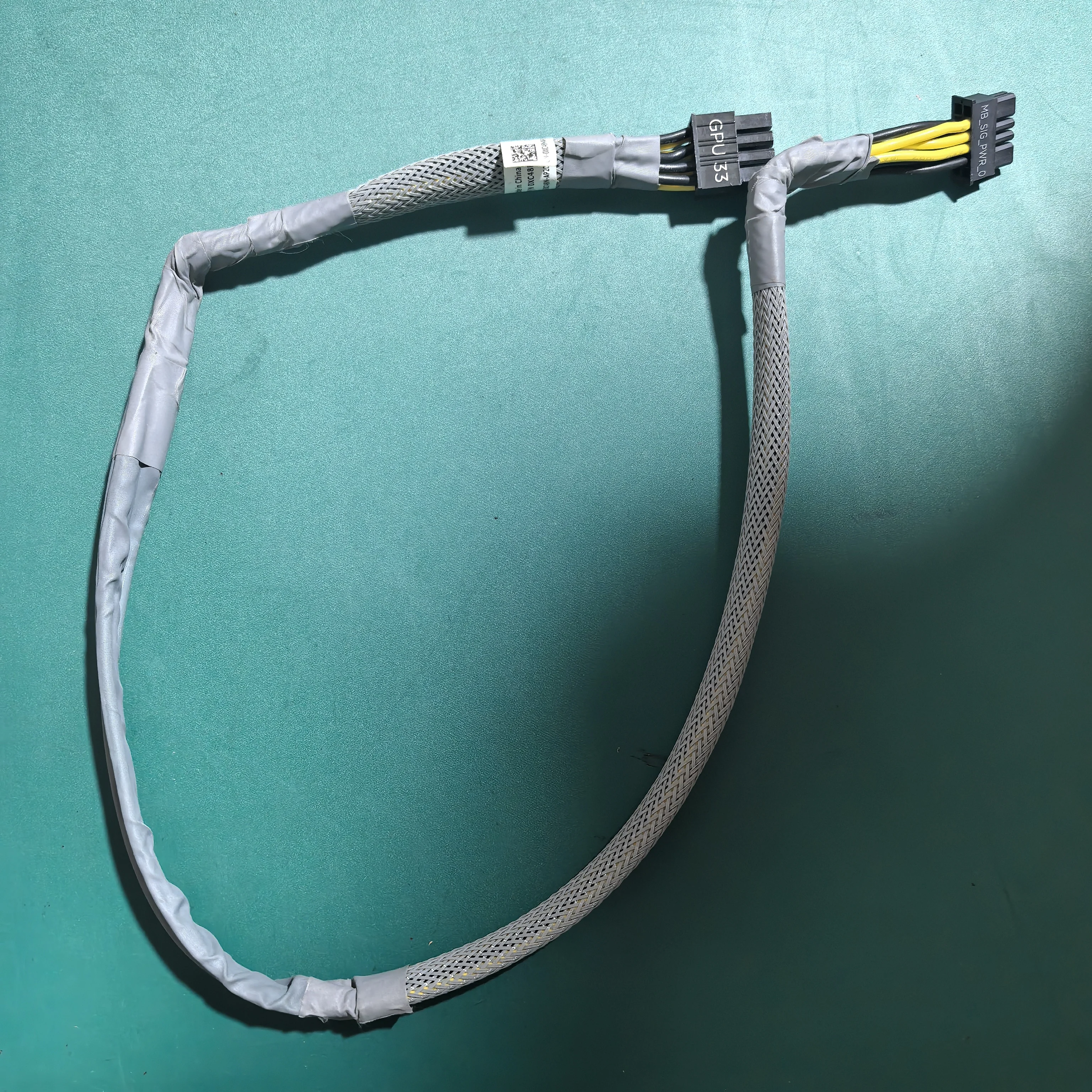 

New For R750xa Server MB to GPU33 Power Cord XC48N