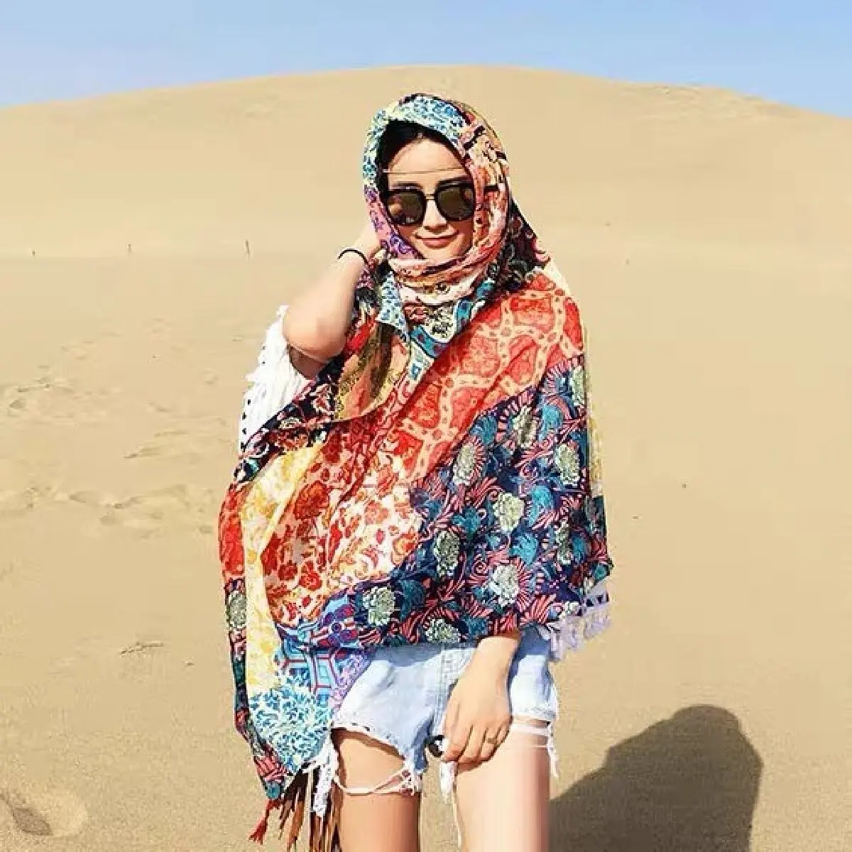 Fashion Printing Flower Tassel Shawl Cotton Viscose Scarf Women Beach Sunscreen Shawl Muslim Hijab Wrap Headscarf