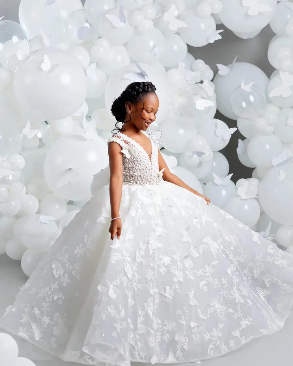 Branco com decote em v vestidos da menina de flor pageant vestido para casamento frisado até o chão princesa festa aniversário primeira comunhão vestido