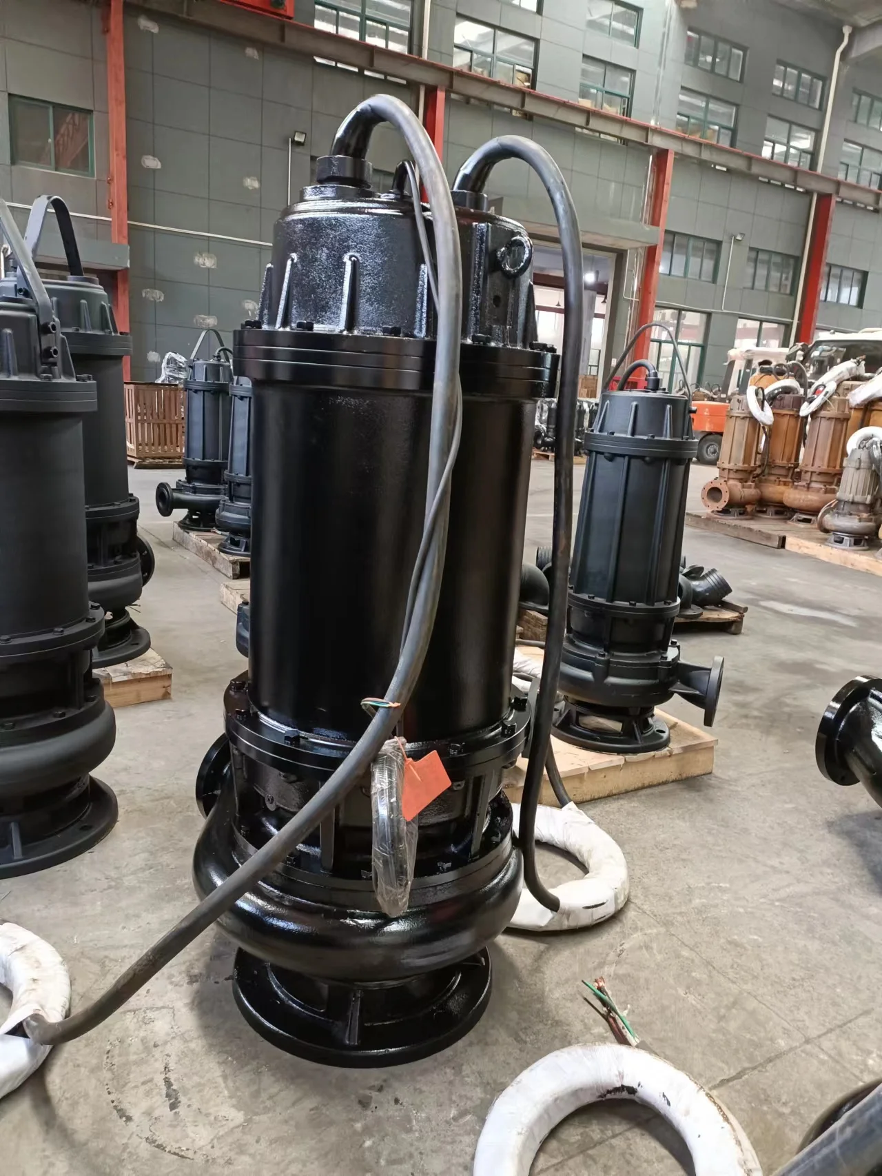 YUNYI non-clog submersible sewage pump 15hp industrial dewatering sludge pump with stainless steel casing impell