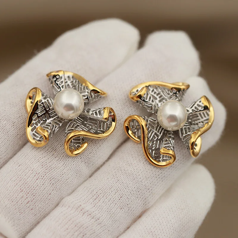 New Sight Design Crystal Twist Flower Stud Earrings for Women Fashion Brand Jewelry Pearl Beads Luxury Unique Zirconia Earrings