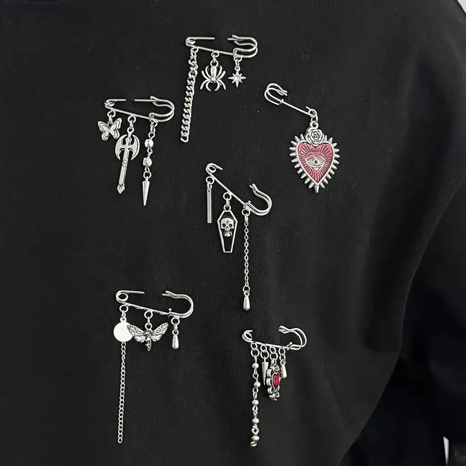 IngeSight.Z 6Pcs/Set Goth Heart Crystal Silver Color Spider Moth Pendant Brooch Men Halloween Clothes Jeans Suit Pin New Jewelry