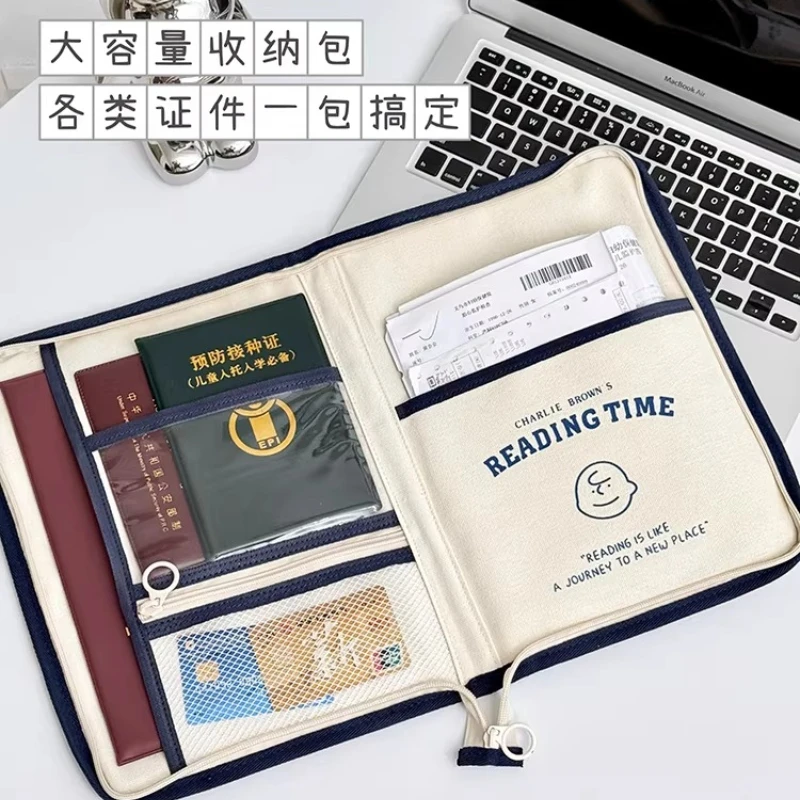 Snoopy Family Document Storage Card Pack Birth Certificate Vaccine Storage Book Animation File Inspection Book Pack