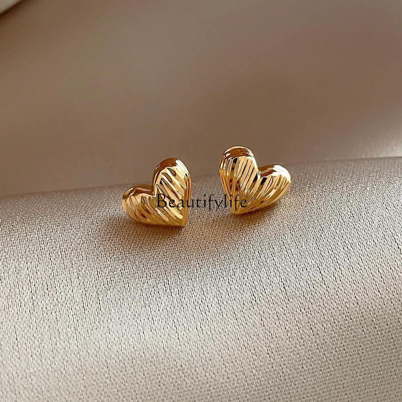 

Niche design high-end gold love earrings