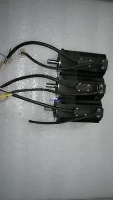 CSM-10BB1ANT3    SERVO MOTOR ,  In good working condition, free shipping   a