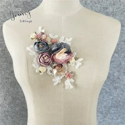 New arrive Elegant Sequins 3D Flower Embroiderey Neckline Lace Applique Lace Collar Trim Dress Fabrics Material DIY Lace Patches