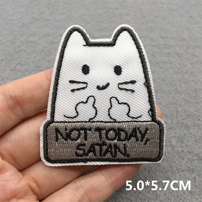 Schwarz-weiße Aufnäher zum Aufbügeln für Kleidung, Cartoon-Katze, Aufnäher auf Kleidung, Stickerei-Patch, DIY-Applikationen, Abzeichen, Aufkleber – Detail 12