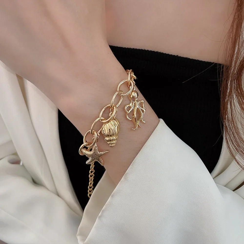 

Hawaiian Style Elegant Beach Bracelet Starfish Conch Simple Metal Bracelet Exquisite Octopus Ocean Style Jewelry Travel