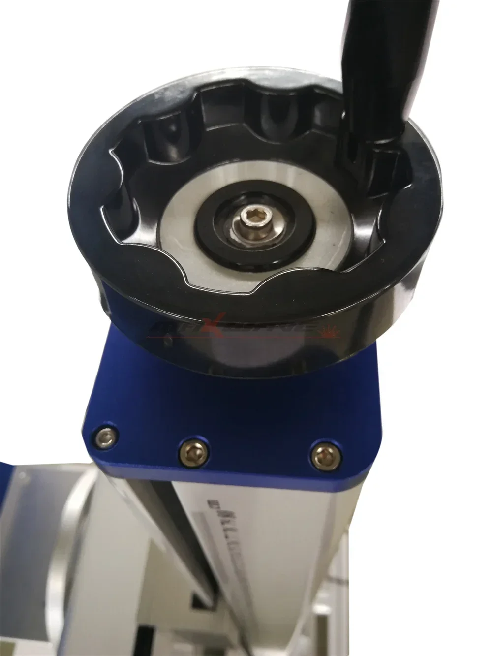 เครื่องเลเซอร์มาร์คกิ้งแบบบินออนไลน์ เครื่องพิมพ์รหัสข้อมูลสําหรับขวดเครื่องดื่ม ถุงบรรจุภัณฑ์ สายผลิตภัณฑ์ เครื่องเลเซอร์แกะสลัก