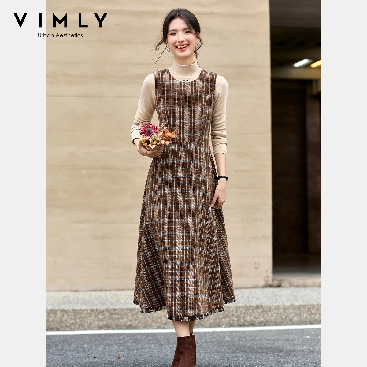 

VIMLY Autumn Plaid Dresses 2025 Woman Vintage Brown Sleeveless O-neck Long Dress Casual Tassel Hem A-Line Vest Lady Dress A2969