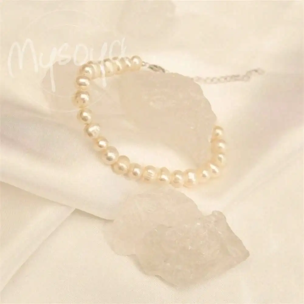 

MYSOYA White Freshwater Pearl Bracelet 5-6mm Pearls Gift Box Gift for Her Wedding Jewelry Christmas New Year Anniversary Gift