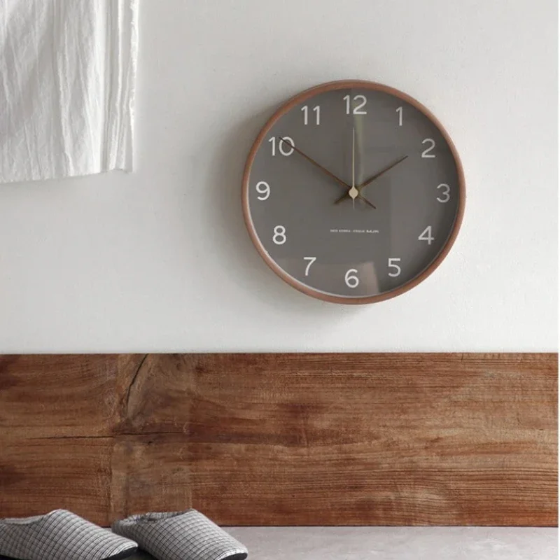 

Modern Nordic Solid Wood Wall Clock Home Decoration Living Room Bedroom Silent Clock Home Fashion Simple Creative Wall Watch