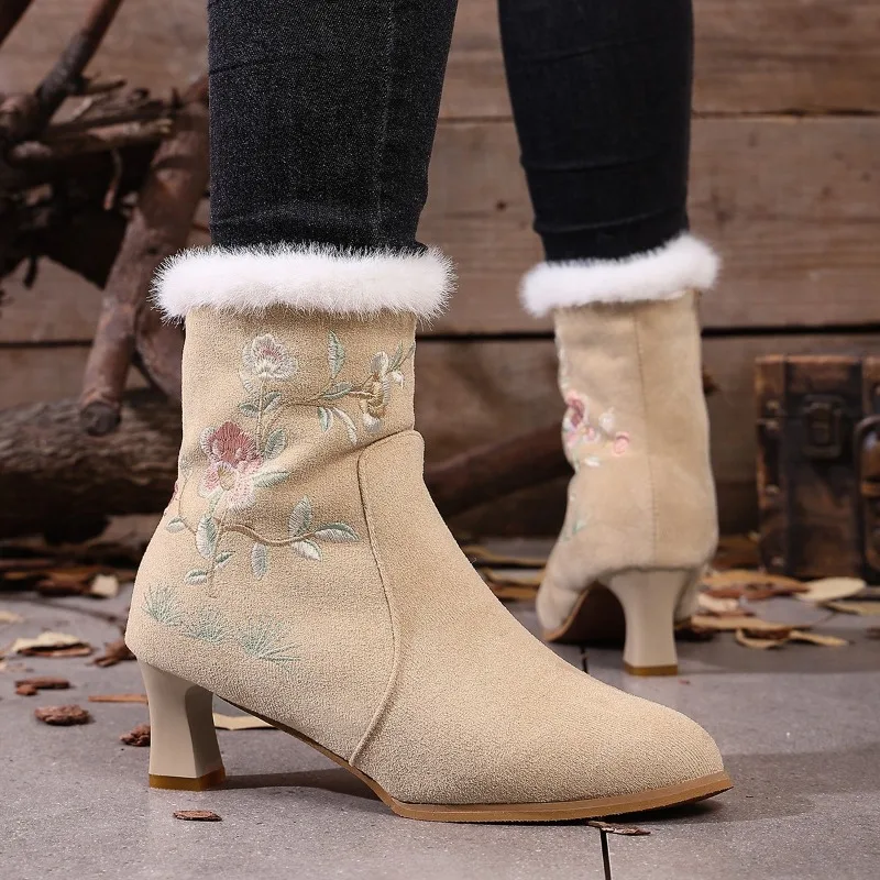 أحذية طويلة مطرزة على الطراز الوطني، أحذية صوف سميكة دافئة بمقدمة مدببة #4