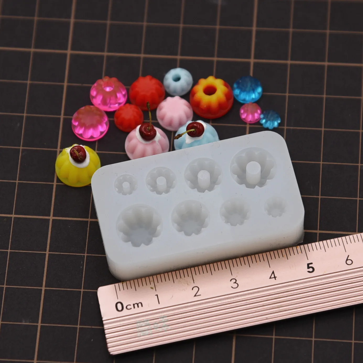 

MIninature Pudding Silicone Mold Pottery Clay UV gule Doll House DIY Mold