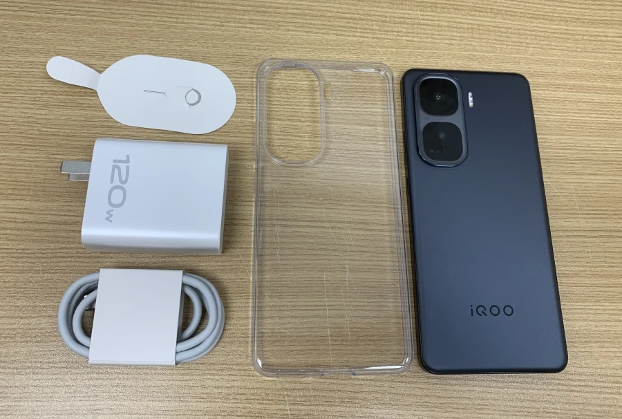 Chinese Version VIVO IQOO Neo 10 5G 6.78inch AMOLED Snapdragon 8 Gen 3 6100 Mah 120W Super Charge 144Hz 50MP NFC Unlock