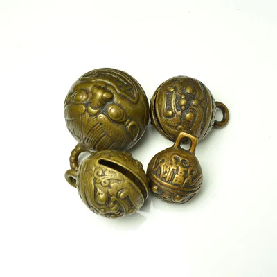 Retro Double-sided Tiger Head Pattern White Copper Bell Pendant