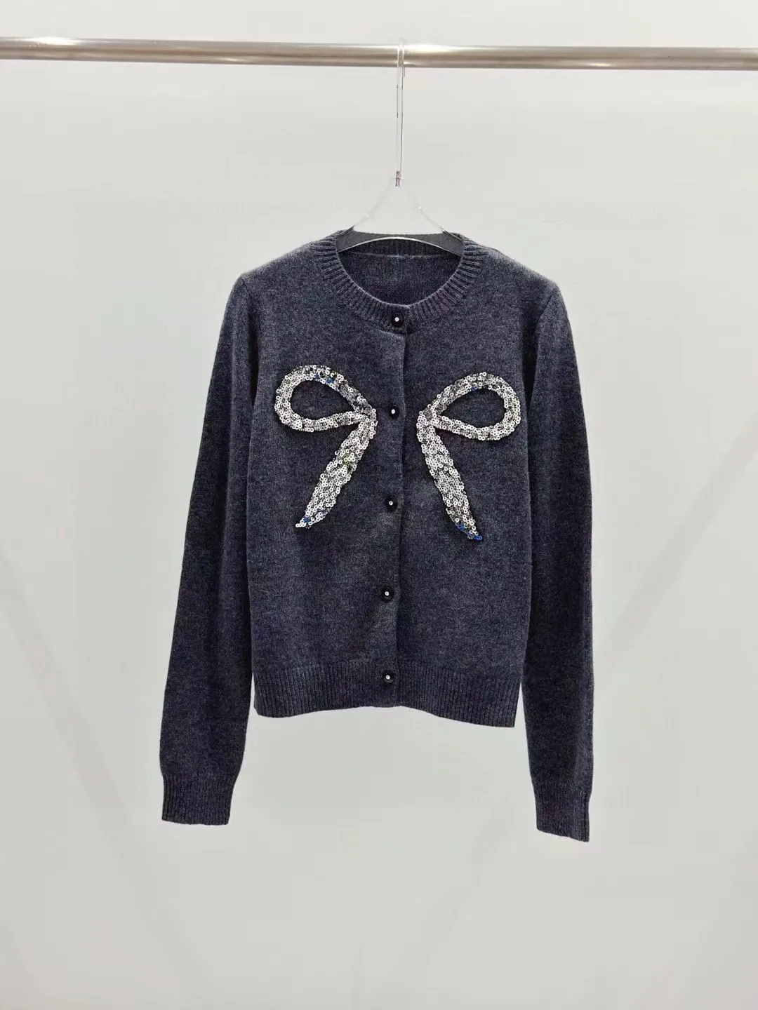 High end customized women's fashionable wool knitted cardigan top