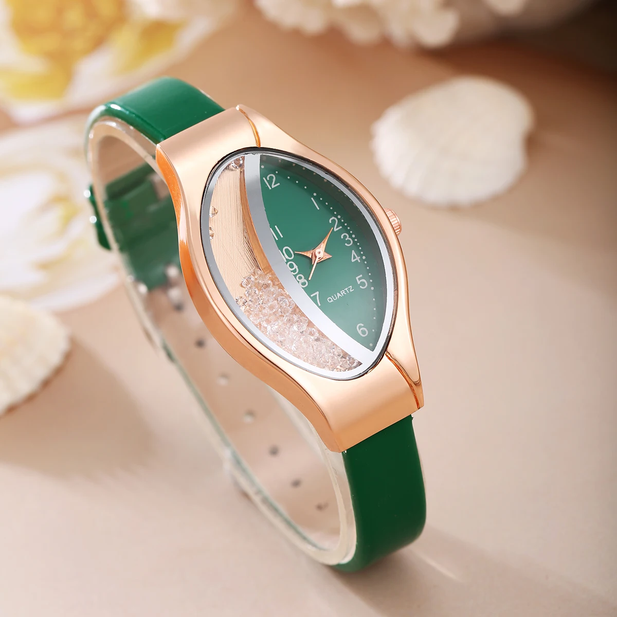 5 piezas de reloj noble, moderno y deslumbrante para mujer + pendientes + collar + anillo para uso diario