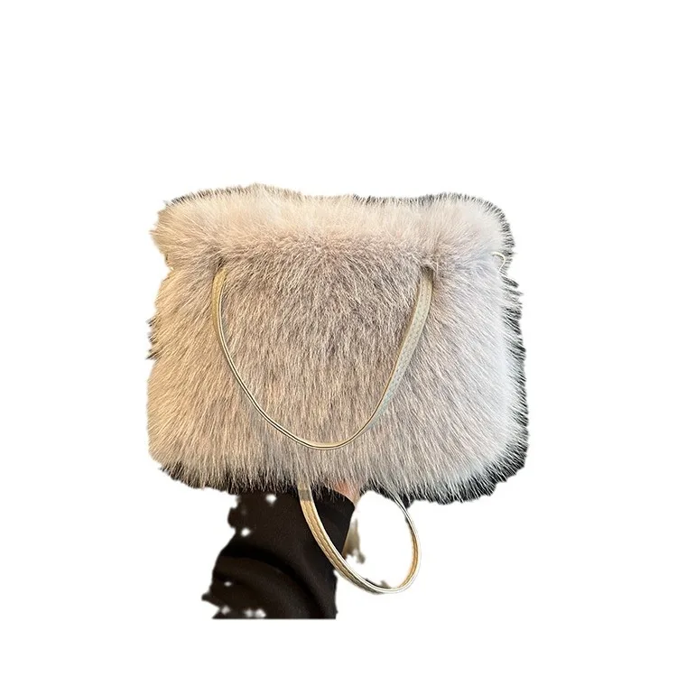 Autunno e inverno nuova imitazione volpe peluche borsa a tracolla di alto valore borsa a tracolla in peluche di grande capacità borsa casual da donna 2024