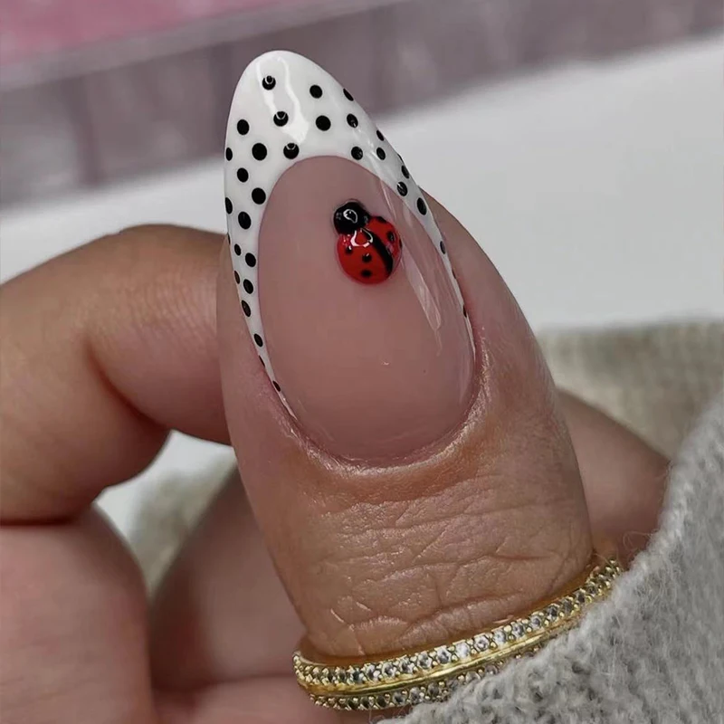 20 pièces mignon insecte coccinelle ongles breloques 3D résine coccinelles Nail Art strass 8*10mm été manucure décoration coccinelle bricolage
